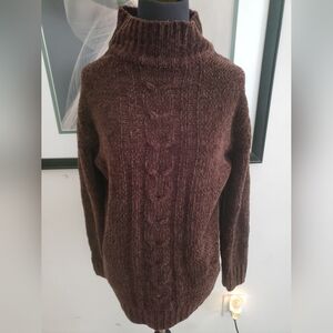 Super soft and pretty sweater